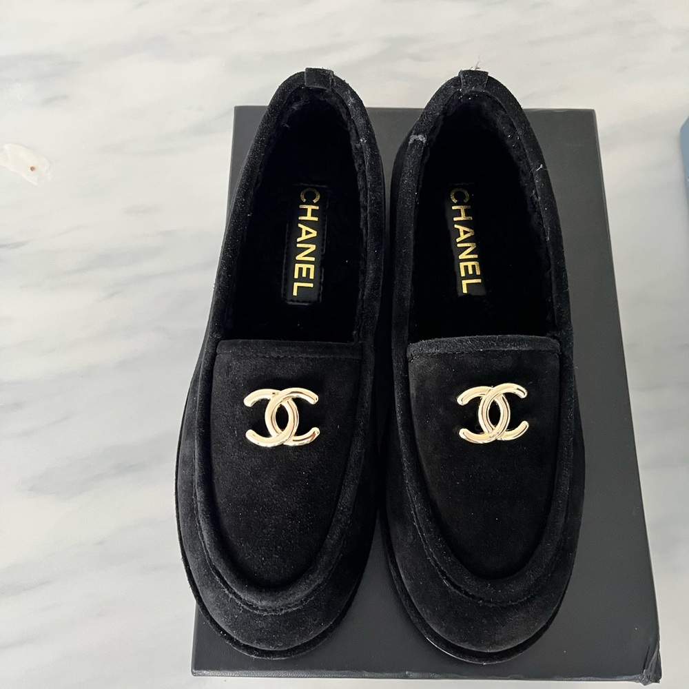 Black Chanel Sherling Loafers size 37